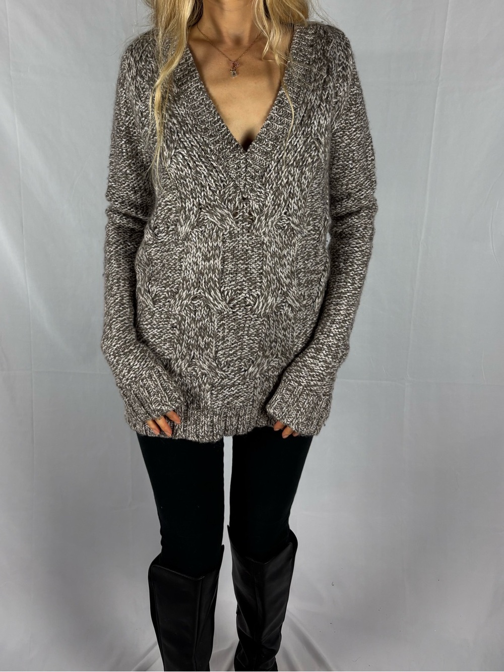 Wool blend cable chunky knit cozy winter layering minimalist Ann Taylor S